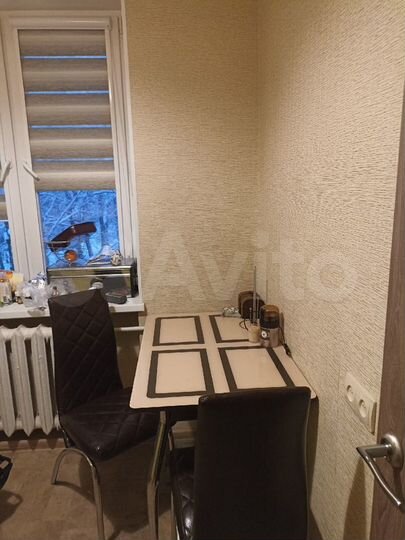 2-к. квартира, 42 м², 3/3 эт.