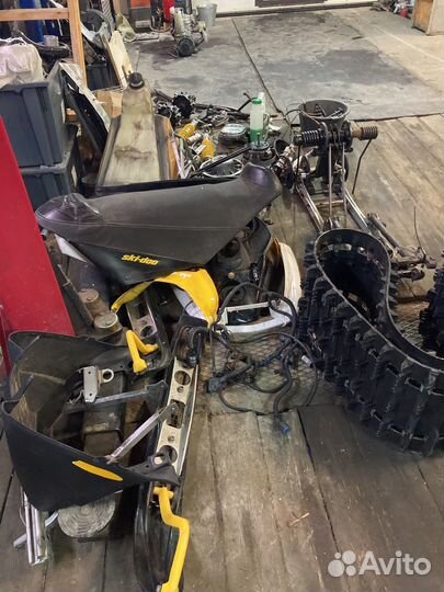 Снегоход BRP MXZ X-Racing 440