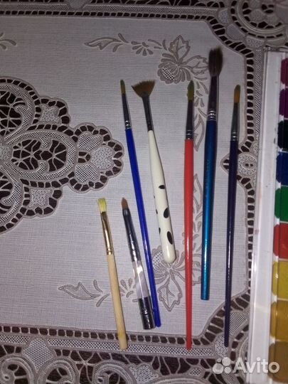 Кисточки художественные