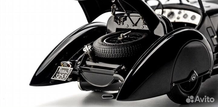 Mercedes-Benz SSK Black Prince M-225 1/18 смс