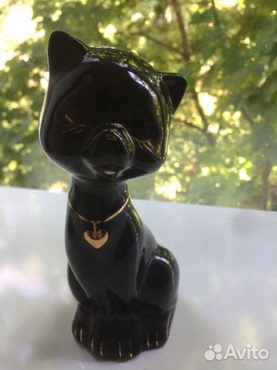 Фигурки кошек