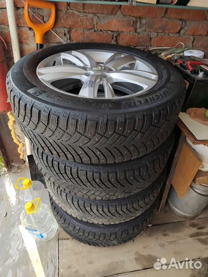 Michelin X-Ice North 4 SUV 235/60 R18