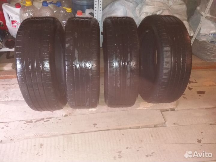 Continental ContiEcoContact 5 215/60 R17 96H