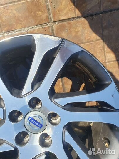 Литые диски r17 на volvo xc60