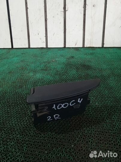 Пепельница задняя правая Audi 100 c4