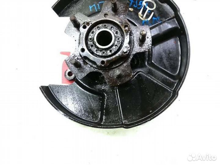 Ступица передняя правая Mazda Proceed Levante