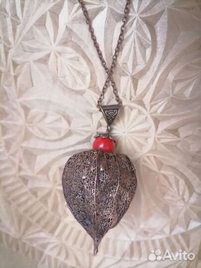 Медное украшение