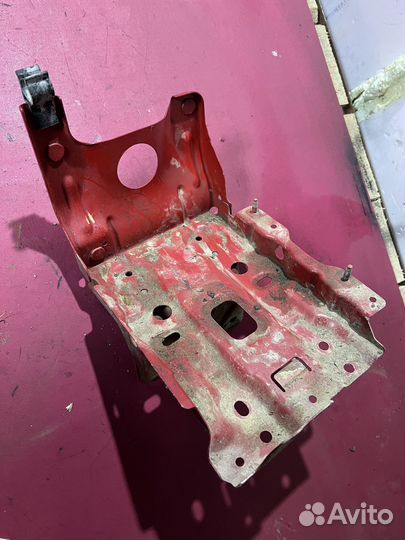 Площадка аккумулятора Chevrolet Lacetti