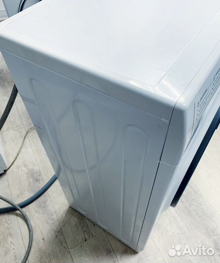 Стиральная машина Hotpoint Ariston 6кг с Паром