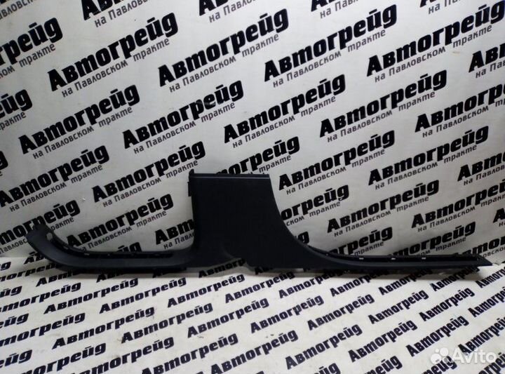 Накладка на порог левая Volkswagen Touareg 7LA BMV