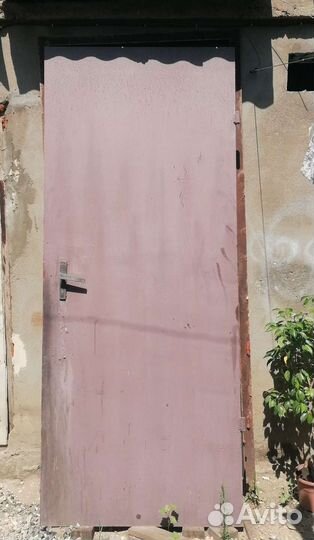 Дверь входная металлическая