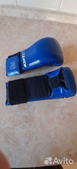 Боксерские перчатки 12oz кожа, щитки, защита, футы