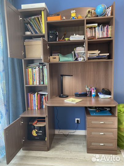 Детский стол школьника