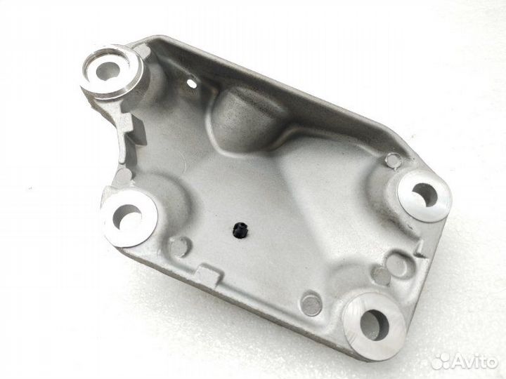 Кронштейн двигателя левый Bmw 5-Series E60 2.5