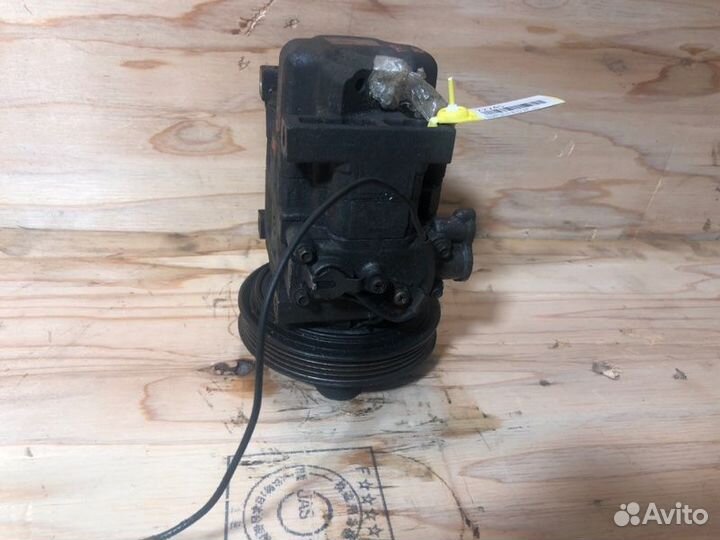 Компрессор кондиционера Mazda Demio DW3W B3E 2001