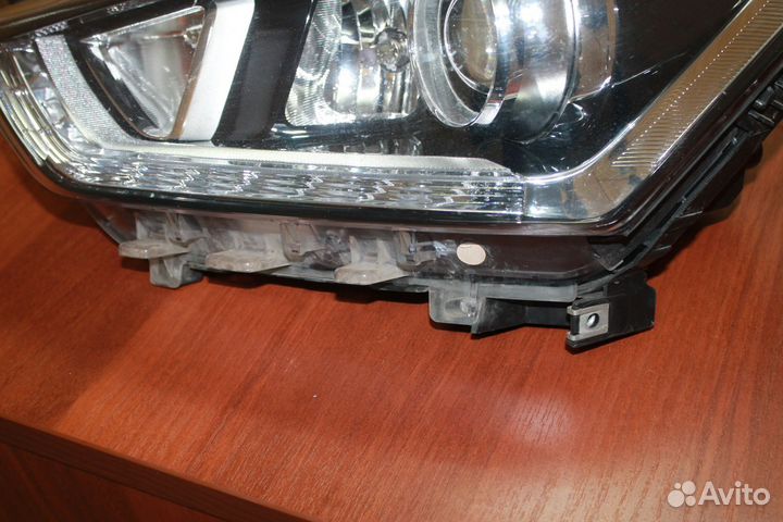 Hyundai Creta фара левая