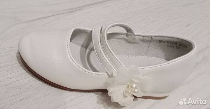 Туфли для девочки 27 размер белые