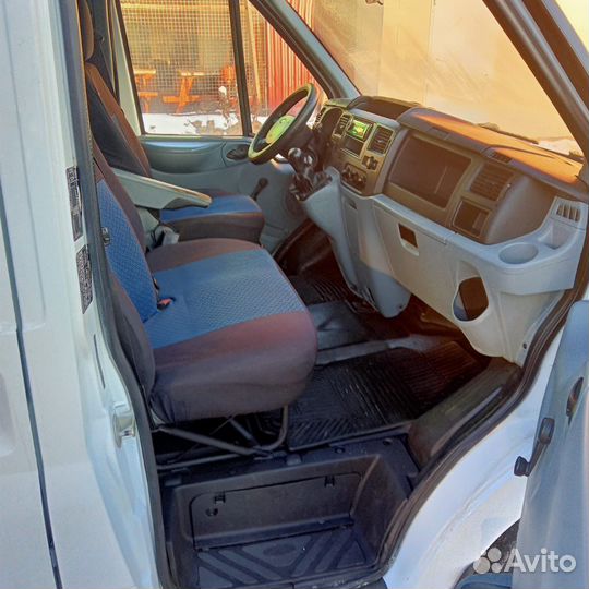 Ford Transit микроавтобус, 2006