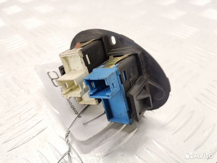 Кнопка аварийной сигнализации Rover 75 2003