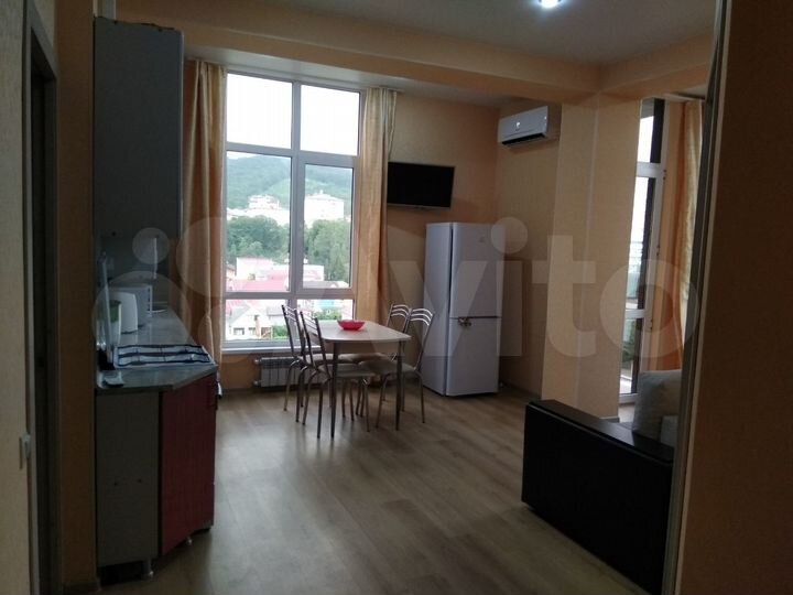 2-к. квартира, 44 м², 9/10 эт.