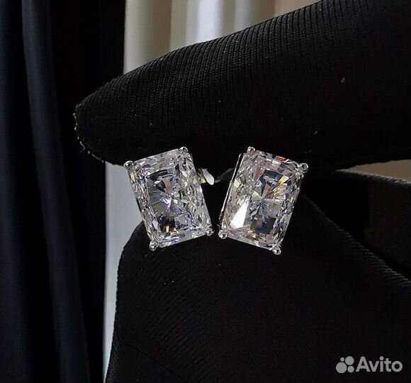 Серьги пусеты с прямоугольным камнем