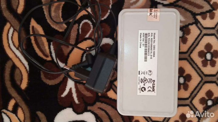 Коммутатор D-Link DES-1008A