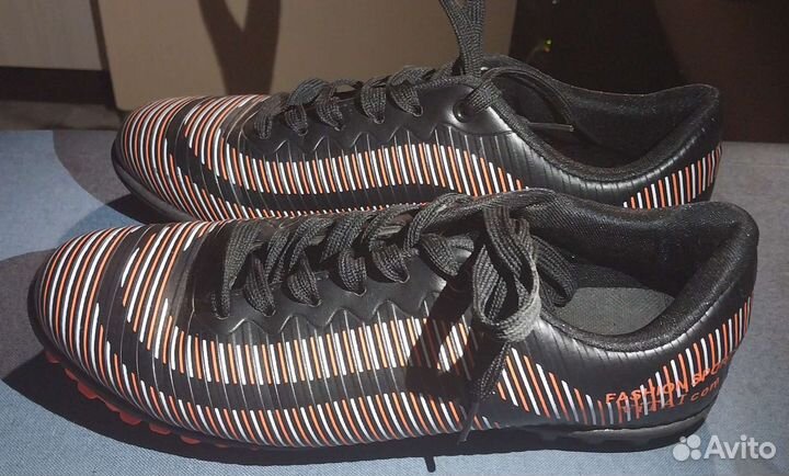 Футзалки 40 размер