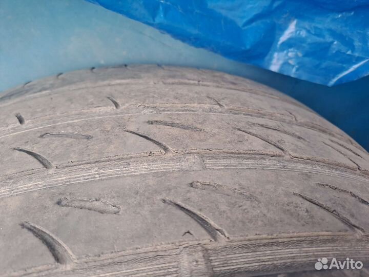 Syron Race 1 245/40 R18