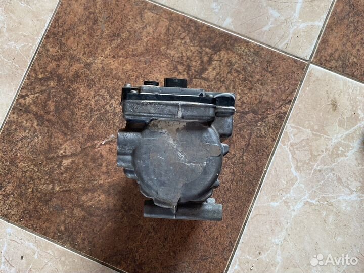 Компрессор кондиционера Lexus GS 450h