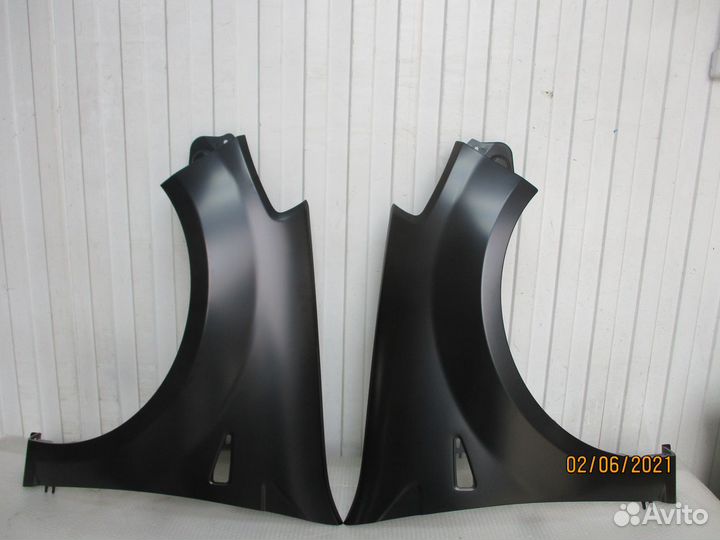 Крыло переднее Renault Sandero 1 с 08-14 цена за 1