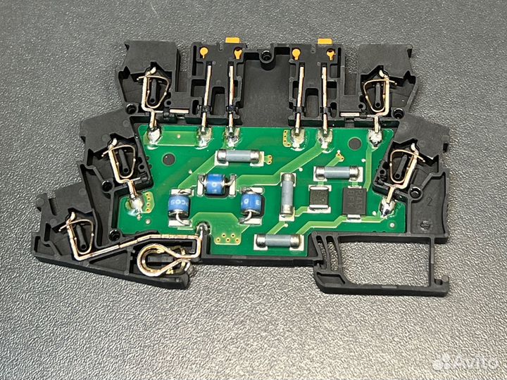 Phoenix contact 2858904 Устройство, новое, 437 шт