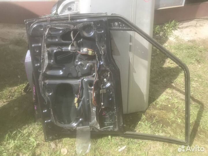 Дверь Suzuki Escudo