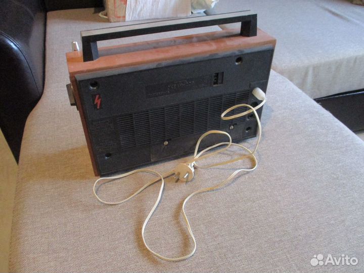 Радиоприёмник океан 209