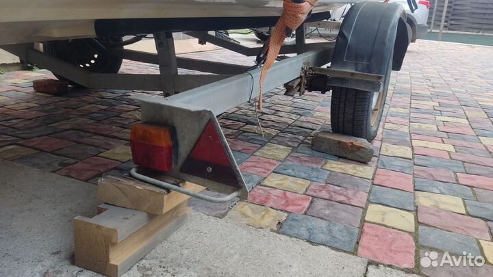 Лодочный прицеп