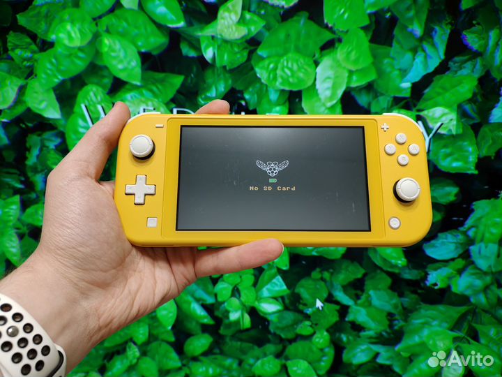 Прошитая Nintendo switch lite желтая