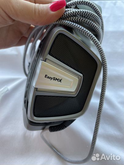 Игровые наушники