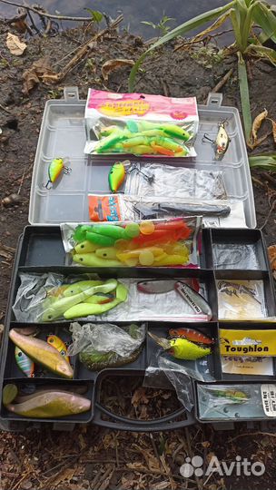 Блесна воблер крючки набор для рыбалки