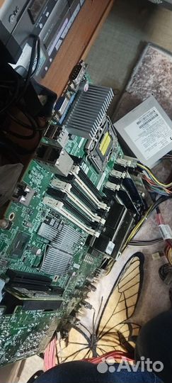 Материнская плата серверная