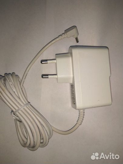 Блок питания axis/ выход 5 в/ Новый