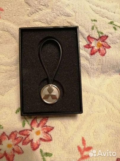 Сувенирная подвеска на а/м Mitsubishi