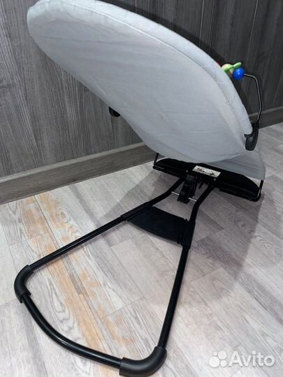 Шезлонг для новорожденных