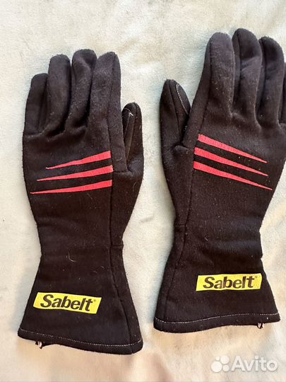 Экипировка для автоспорта