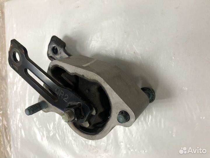 Опора даигателя Nissan Teana L33