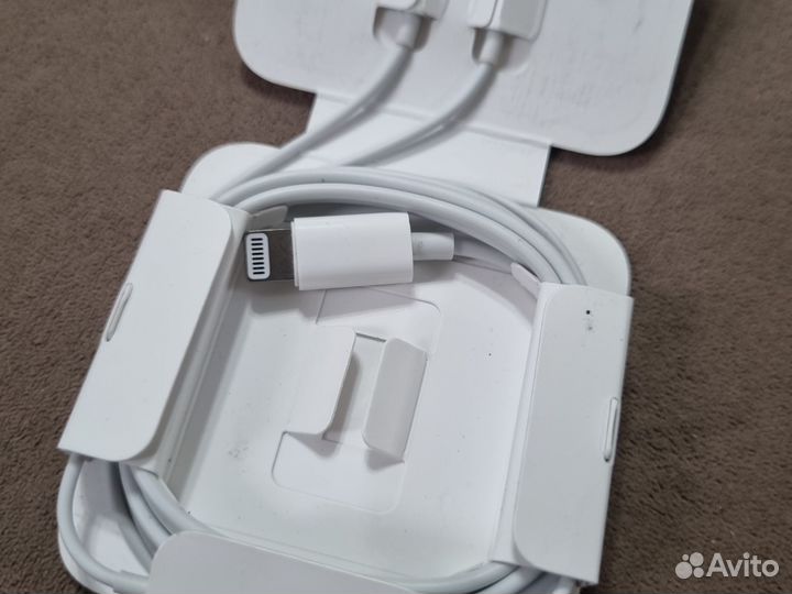 Наушники apple