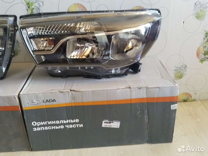 Фара Лада Веста. Оригинал