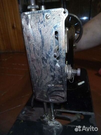 Швейная машина Singer