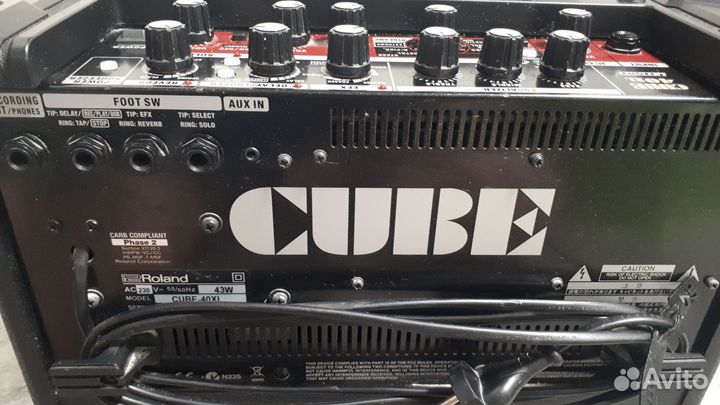 Комбоусилитель roland cube 40XL cosm