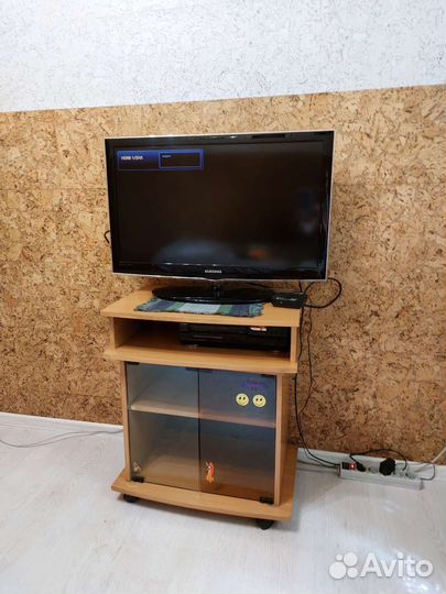 Тумба под телевизор