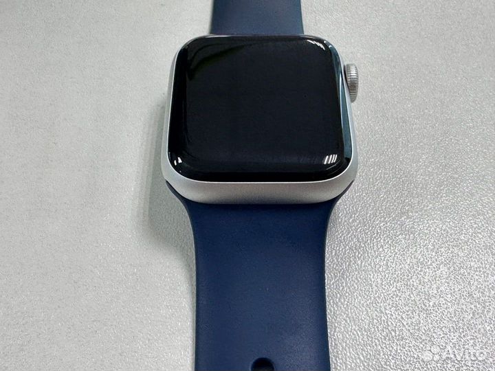 Apple Watch SE Silver 40mm