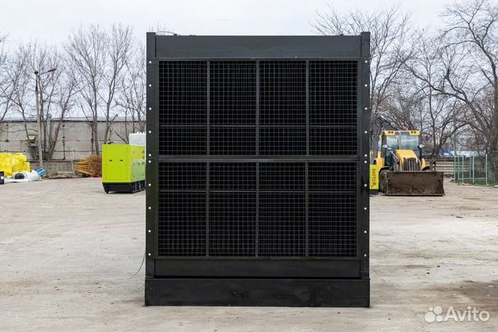 Дизельный генератор 1000 кВт/на стройку